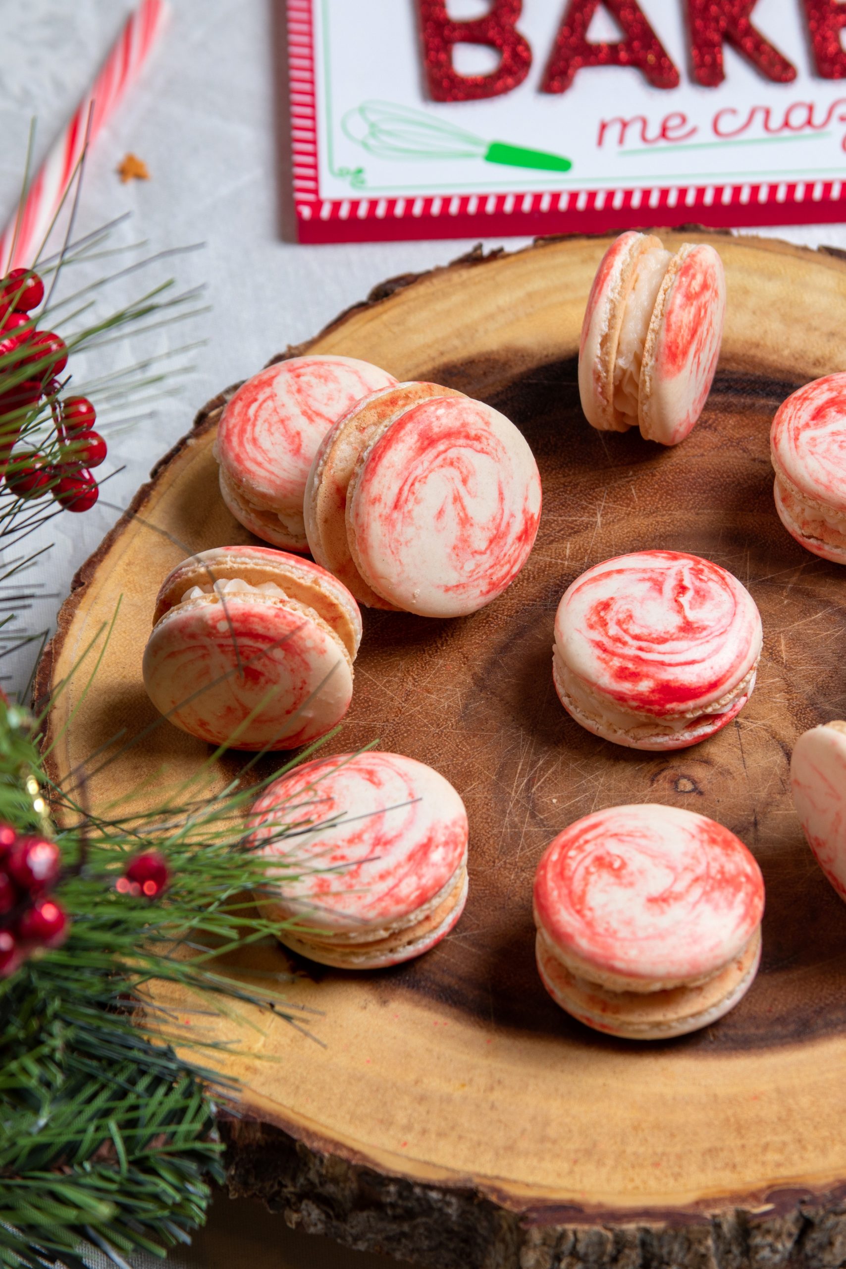 SizzlingPots:Vegan Peppermint French Macarons with Aquafaba